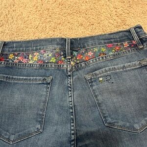 FRAME Hand Embroidered Floral Denim High Rise Shorts Size 25